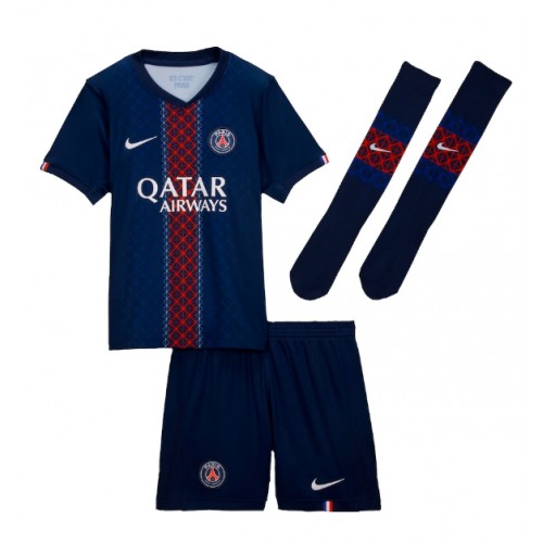 Paris Saint-Germain Desire Doue #14 Replica Home Stadium Kit for Kids 2025-26 Short Sleeve (+ pants) Paris Saint-Germain Desire Doue #14 Replica Home Stadium Kit for Kids 2025-26 Short Sleeve (+ pants)